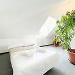 Mansarda Vista Mare A Zinola Savona