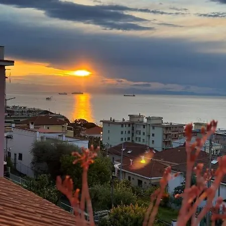Lejlighed Mansarda Vista Mare A Zinola