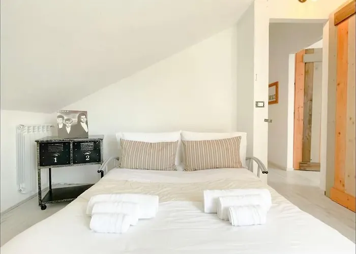 Apartmán Mansarda Vista Mare A Zinola Savona