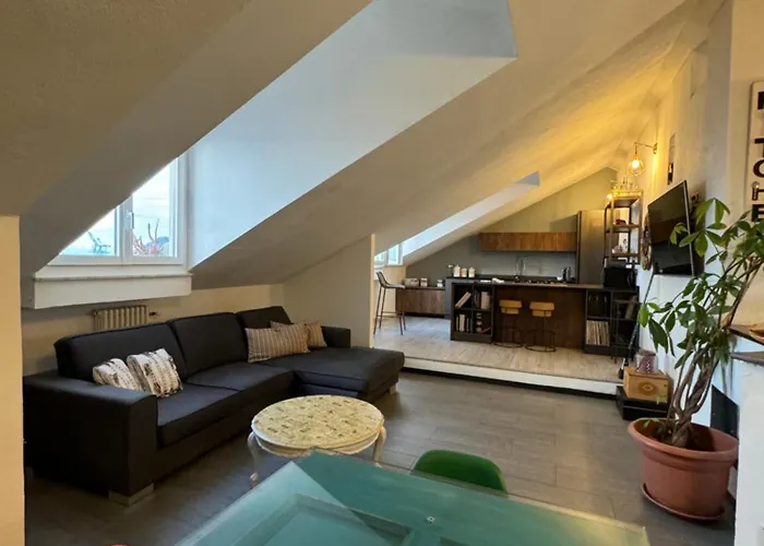 Apartmán Mansarda Vista Mare A Zinola *